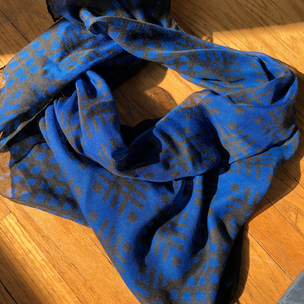 Black and Blue Scarf